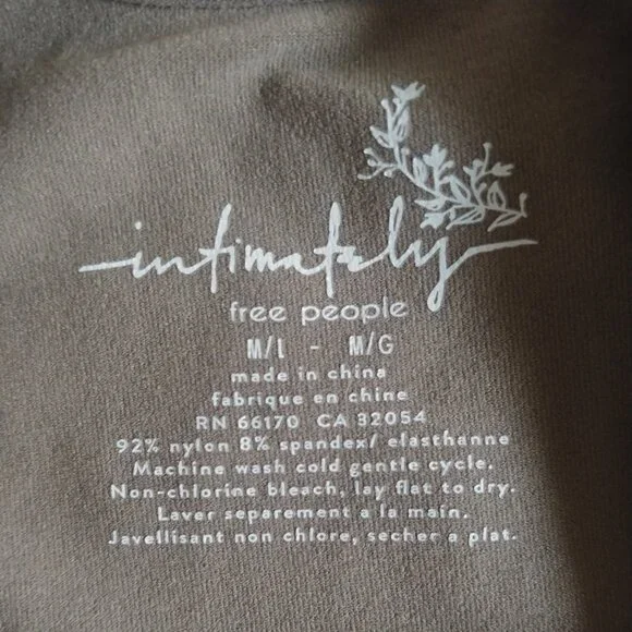 Free People Intimately stretchy top size M/L - Picture 3 of 4